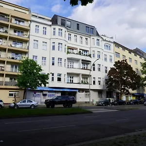 Ambert 3*, Berlijn Duitsland